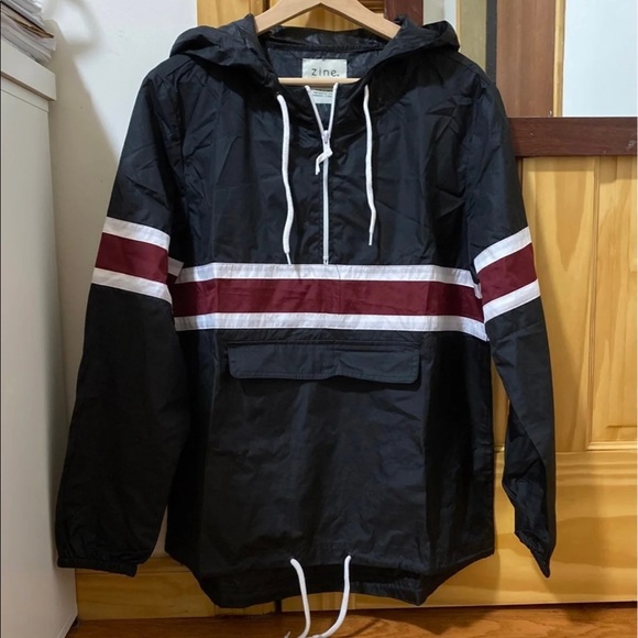 Windbreaker - Picture 2 of 3